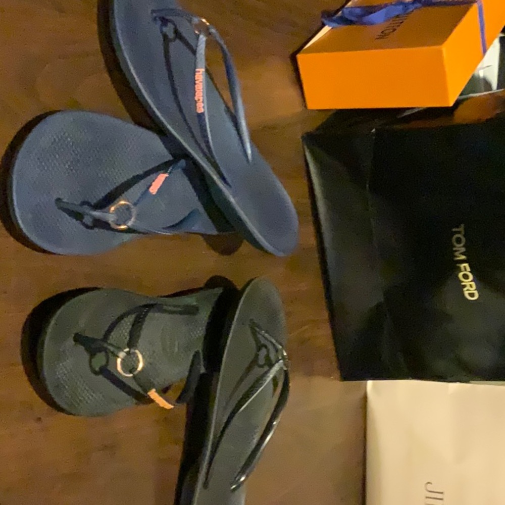 COPY - Havaianas flip flops- slim ring